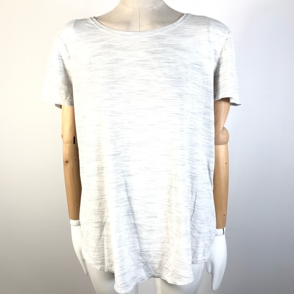 Lululemon tee